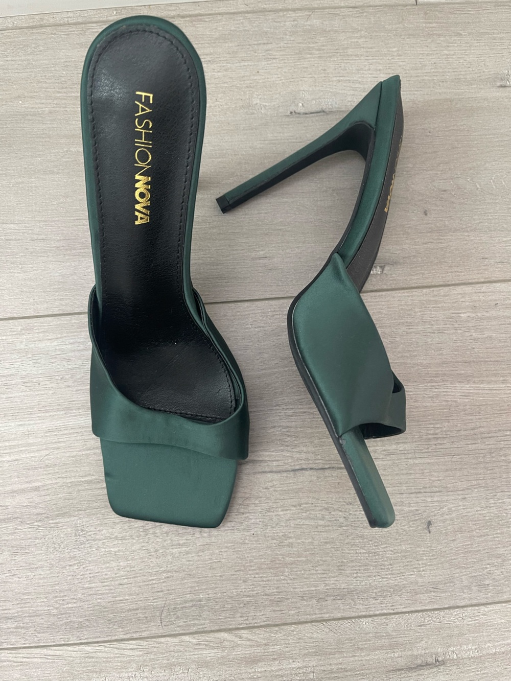 Fashion Nova Deep Green Satin Square-Toe Stiletto Mules